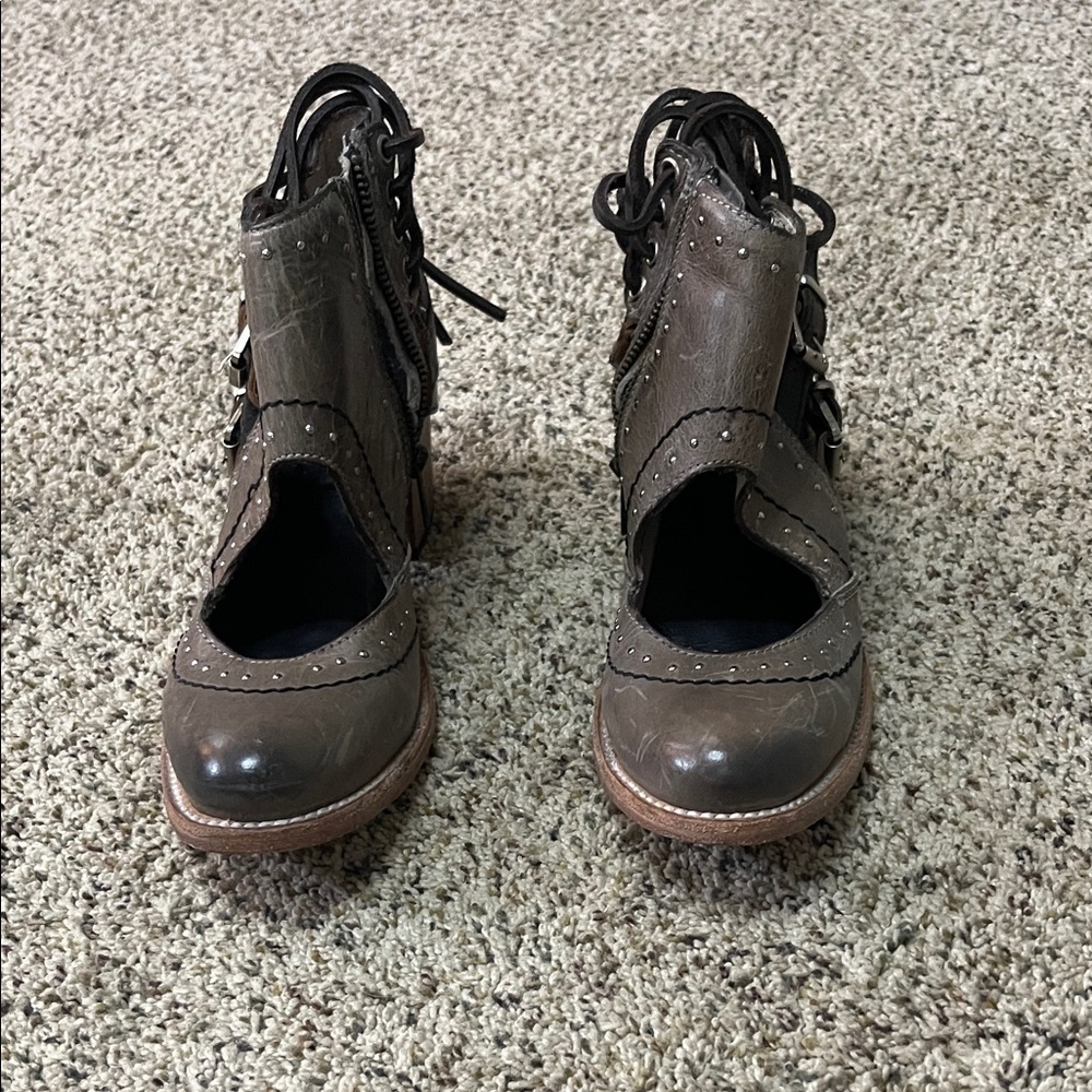 Stylish Brown Women's Shoes